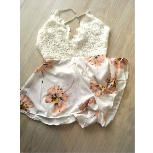RESTOCKED Floral Lace Backless Summer VNeck Romper - Picture 5 of 7